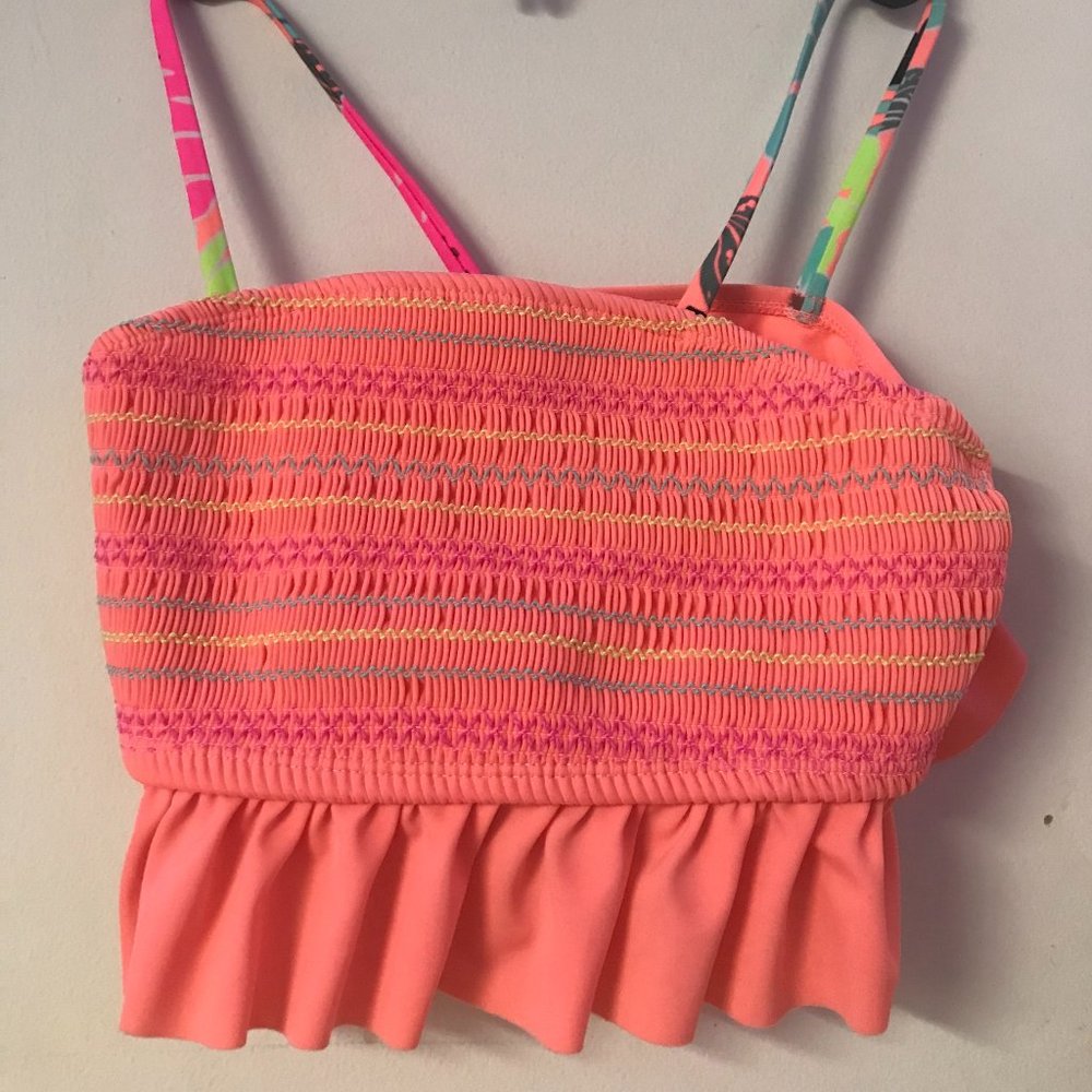 Brand: Wounder Nation  Size: (kids) 10-12  Color: neon(ish) oragnge